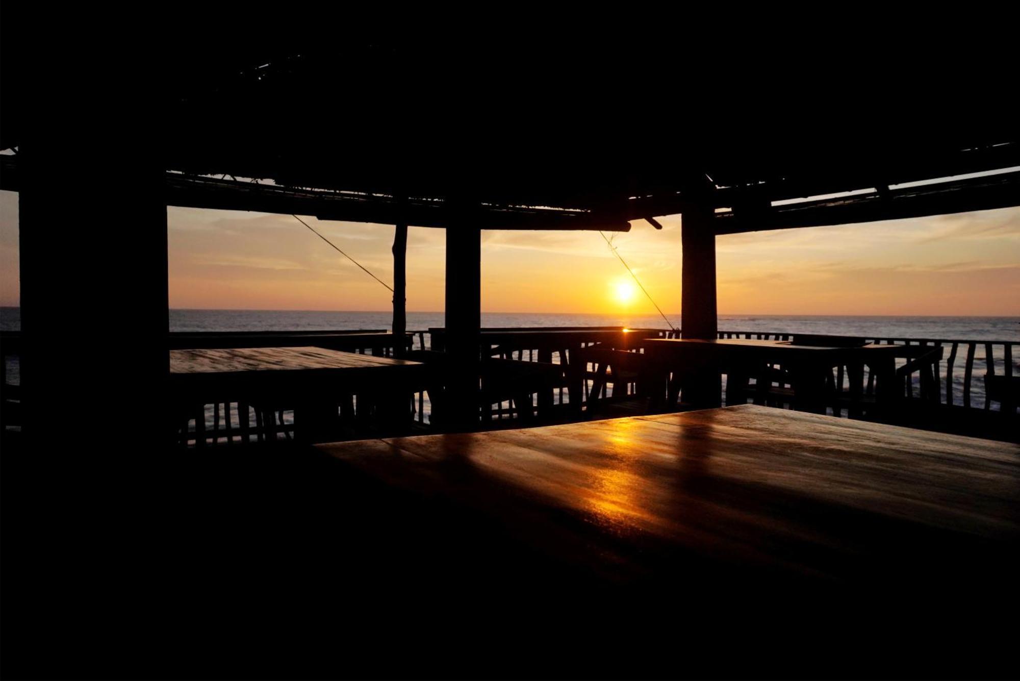 Manta Beach Resort & Ayurvedic Wellness Centre Bussa Exterior foto